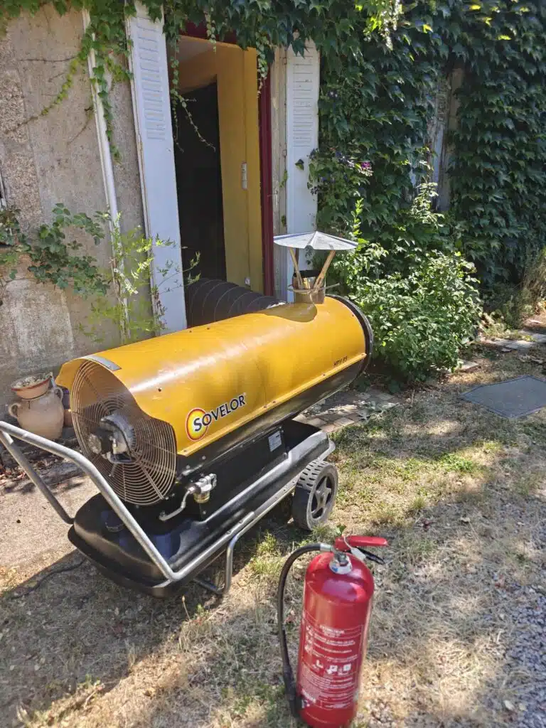 technicien AFPAH traitement mérule arles bouches-du-rhone air chaud fongicide